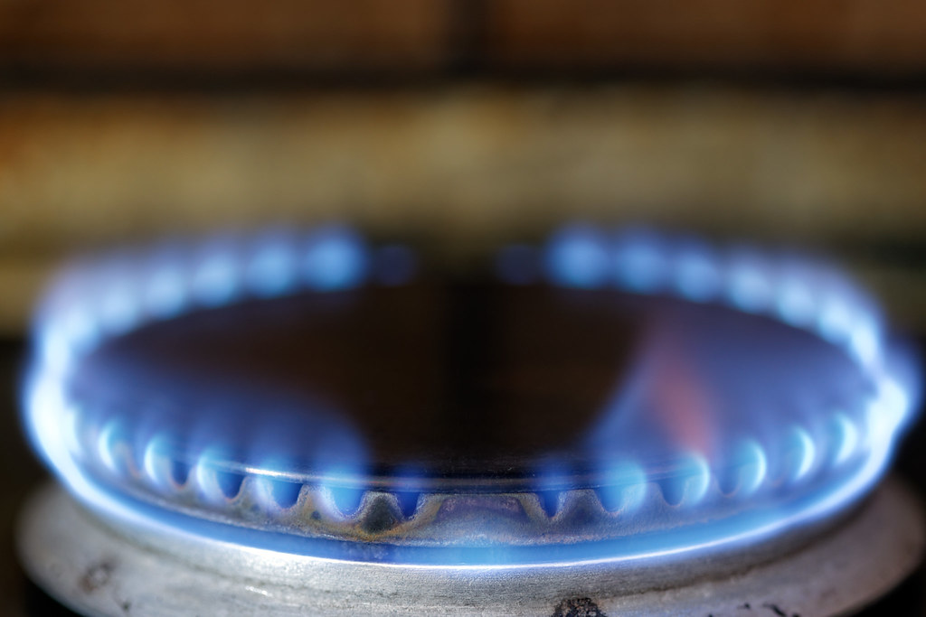 Blue flame ring on a gas burner